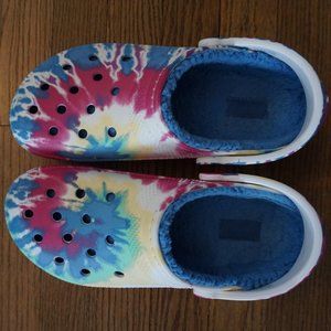 Tie-dye lined crocs